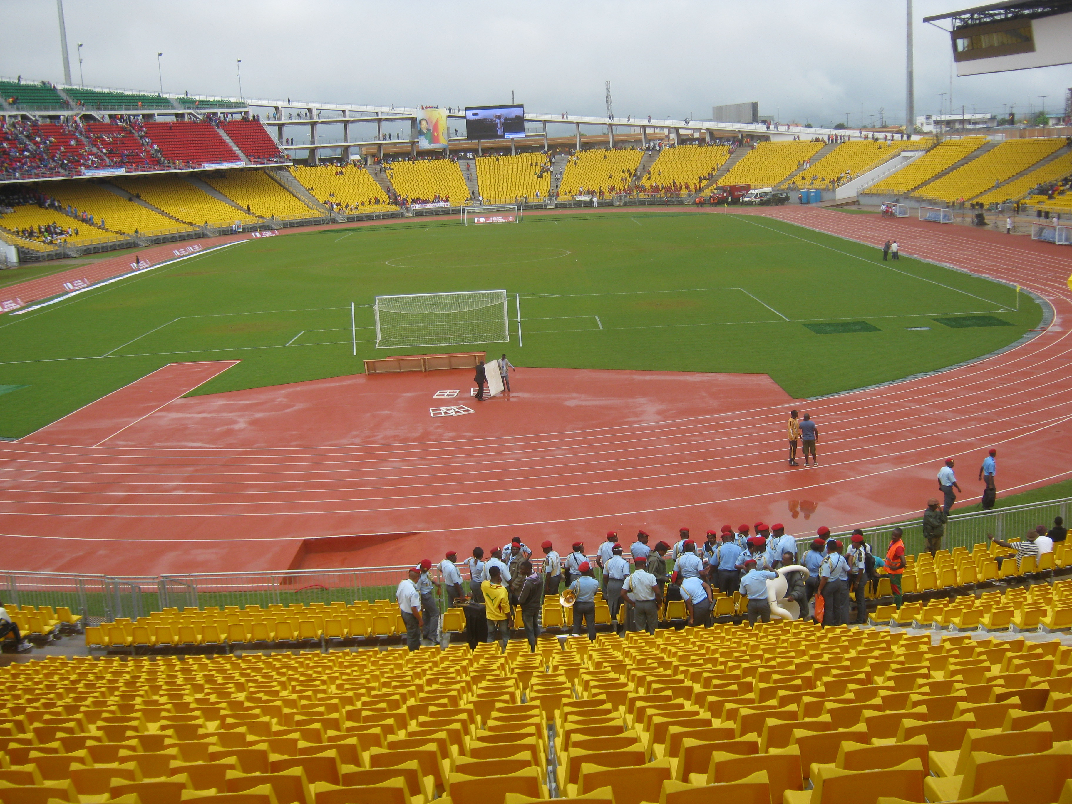 Stade_Omnisports_Ahmadou_Ahidjo_Yaoundé_01